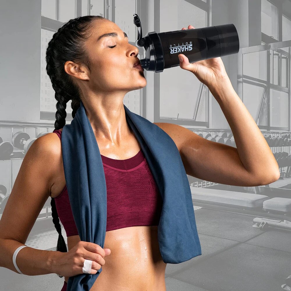 3 Layers Shaker Protein Bottle - огляд і ціна Whey Protein Isolate